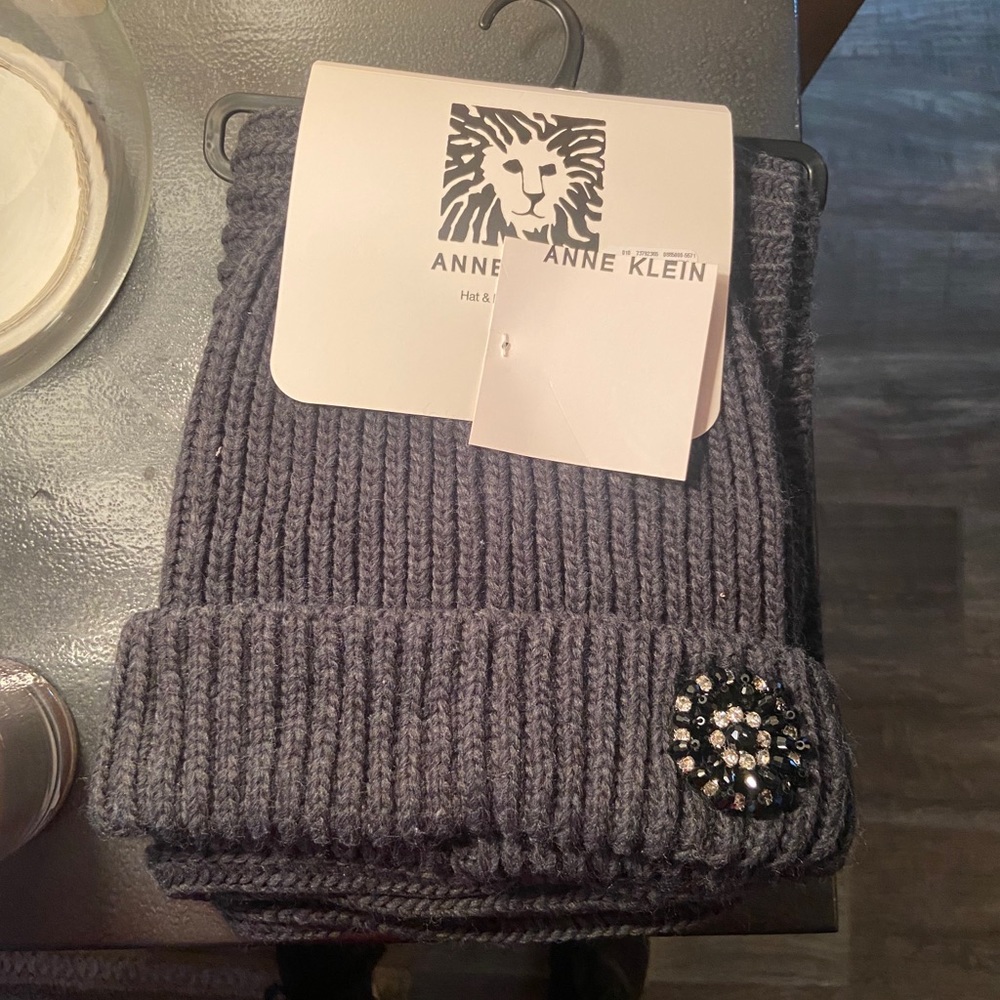 Neck warmer and hat